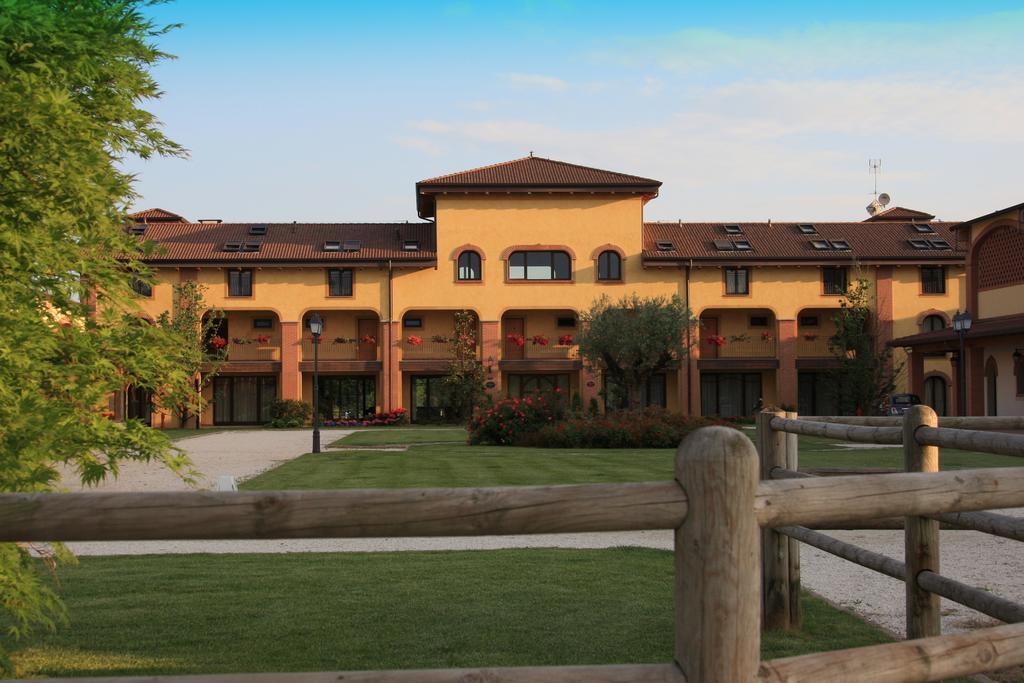 Agriturismo Il Boschetto Ornago Exteriör bild